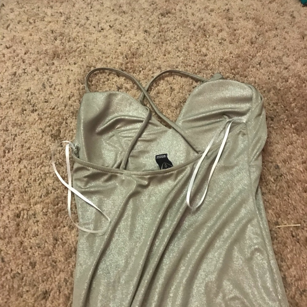 Dress - Picture 3 of 6